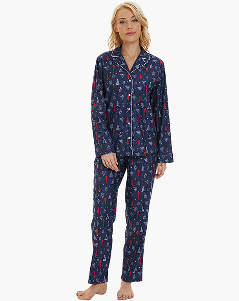 Verschiedene Mnemo Damen Pyjama Sets bestehend aus Oberteil und Hose mit Wihnachtsmuster für nur 14,99€ bei Prime inkl. Versand